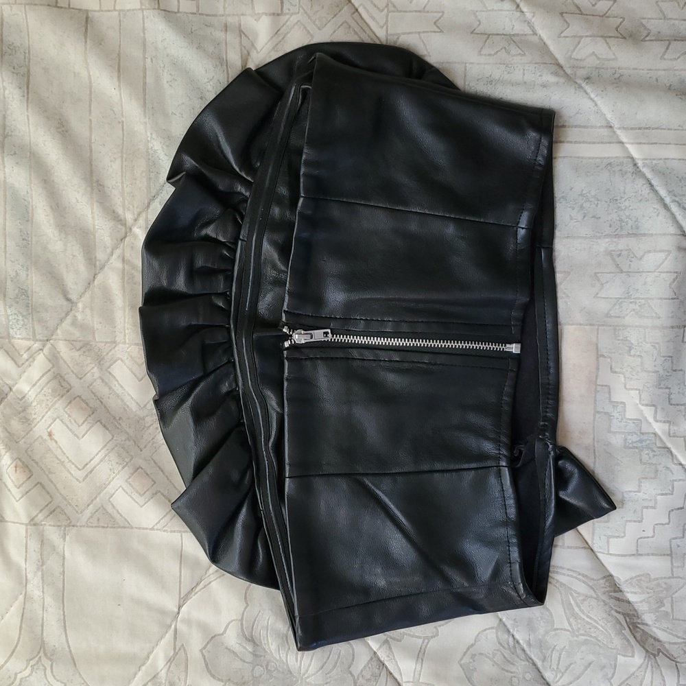Faux Leather Ruffled ROSETTE Strapless Top - Picture 7 of 8